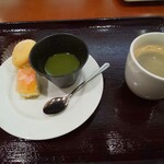 Manza Hotel Juraku - デザートもしっかり個性のある味で美味しかったの