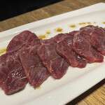 Yakiniku Tonbi Sakae Ten - 