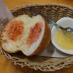 Komeda Coffee Ten Umemoridaite - 
                      ✿ローブパン✿【季節限定】オリゴ糖配合洋梨ジャム
                      ✿いちごジャム