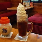 Komeda Coffee Ten Umemoridaite - 【右】『クリームコーヒー』(580えん)
                      ✿ガムシロ抜き
                      【左】『ミックスジュース』(580えん)
                      
                      