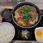 Yoshinoya Yokosuka Miharucho Ten - 牛すき鍋