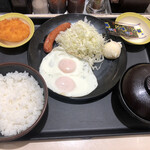 Matsu no Ya Naeki Nishiguchi Ten - ソーセージエッグ定食