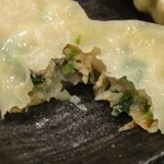 Gyoza no Naochan - ニンニク未使用、生野菜使用なので、実にジューシー