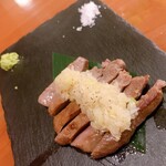 Yakiniku Kushi Rocky Shibuya Ten - 厚切り牛タンもやわらかい…