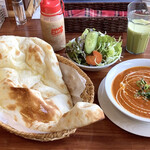 MYAGDI RESTAURANT Izumi Ten - ランチセット・日替りカレー 850円
                        当日の日替りカレーは「しいたけとチキンミックス」