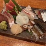 Izumi Saka - 刺身7点盛り　1900円