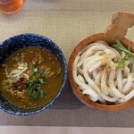 創作 つけ汁 うどん りょうま - 魂のうどん✨温：薬膳カリー（つけ汁）