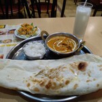 Indian Curry & Asian Dining Oriental Express Shinjuku Gyoenmae - 