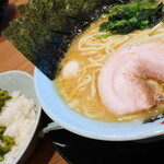 Machida Shoten Itabashi Yotsuba Ten - ラーメン＋のり5枚＆ライス