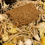 Kita Kitchen Orataun Ten - 角屋さんの焼きそば投入！