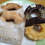 mister Donut Ario Sapporo Shop - 買って来たぁ～ドーナツですってぇ〜♪