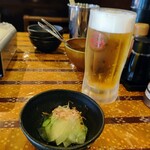 沖縄料理 丸沖商店 - お通しとオリオン生