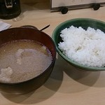 丸一 - 味噌汁とご飯