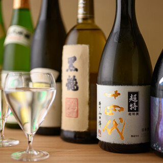 ペアリングや飲み比べも可能。季節の銘柄等10種類以上の日本酒