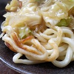 Kuniyasu Udon - 焼けた部分のうどんの噛み心地が面白い。