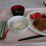 Abashiri Royal Hotel - フルーツの色合いがあればもう少し良かったかもしれない