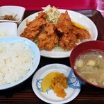 やすだ屋 - 料理写真:からあげ定食790円