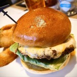 DOUG 'S BURGER Hiroshima Eki - 