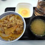 Yoshinoya Kanjo Dori Miso Ten - 朝牛セット（生卵）