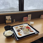 Tokachidake Onsen Yumoto Ryouunkaku - 朝食全景