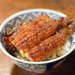 かばや - 料理写真:うなぎ丼☆