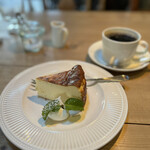 Honmachi Icchome Cafe - 