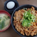 Densetsu no Sutadon Ya Kameido Ten - 背脂牛カルビすたみな焼肉丼 1030円