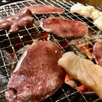 Genki Shichirin Yakiniku Gyushige Shinmarkoten - 