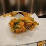 日本料理 天婦羅割烹 - 桜海老と帆立のかき揚げ