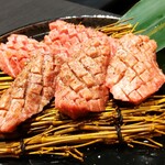 Sumibi Yakiniku Oyake Sen - 