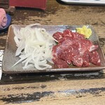 Hisaya - 馬刺し　　　1200円