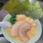 Yokohama Iekei Ramen Konshinya Hamamatsu Ten - 