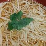 195311746 - 平麺で腰があり、ツルツルの喉越し！