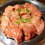 ブラッセルズと焼肉ヒロミヤ - 