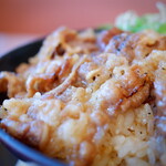 カルビ丼とスン豆腐専門店 韓丼 - 