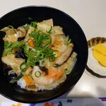 Kissa Rinden - 令和5年1月
                      中華丼 500円