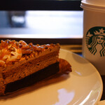 Starbucks Coffee Miyazaki Yamagataya Ten - ケーキとチャイティーラテ