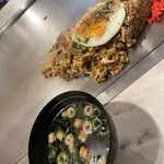 となりの焼肉屋のお好み焼屋 銀河商店 - 