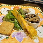 Pizzeria Trattoria Mignon - パネッレ、オムレツ、キノコのマリネなど