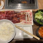 Yakiniku Like Shinjuku Nishiguchi Ten - 