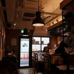 PASTA HOUSE ENI Gotanda Ten - 店内の様子①。