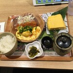 鳥と卵の専門店 鳥玉 - チキン南蛮定食