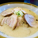 Ramen Maruya - チャーシューラーメン