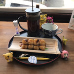 きてきて 山の茶屋・山の辺の道のスイーツカフェ - 料理写真:みたらし団子セット　700円（税込）