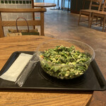 CHOPPED SALAD DAYS Futakotamagawa Ten - 結構ボリュームがあって、噛み応えもあるせいかお腹は膨れる･･･が、すぐ腹が減る。