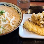 丸亀製麺 - かけうどん(中)、イカ天、まいたけ天