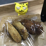 炭火焼肉やまがき - ミンチカツ1個150円＆コロッケ1個110円