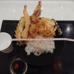 Agete n maru Ion Reikutaun Kaze Ten - 天丼_540円　器の直径18cm