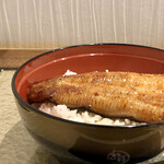 Unagi no Heso Ichiba Ten - 蒸してなくて身がブルッとしたタイプ