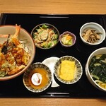 Hinata Kakogawa Ten - 天丼 & ミニうどん